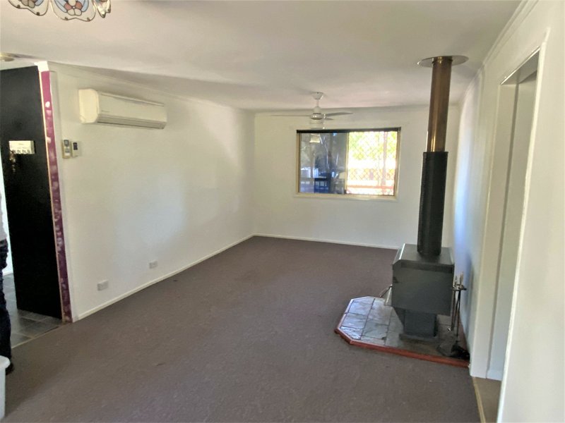 Photo - 230 Parsons Road, Nanango QLD 4615 - Image 6