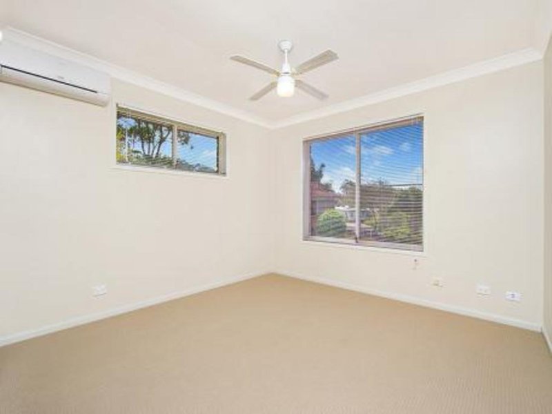 Photo - 2/30 Pintu Drive, Tanah Merah QLD 4128 - Image 4