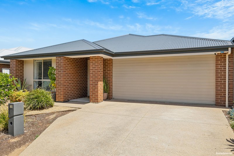 Photo - 230 President Avenue, Andrews Farm SA 5114 - Image 3