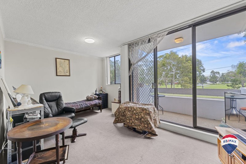 Photo - 2/30 Putland Street, St Marys NSW 2760 - Image 11