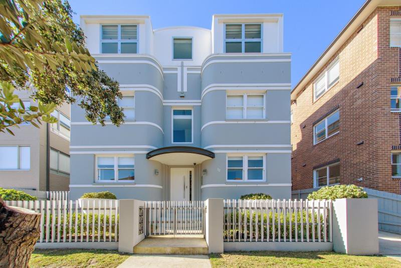 Photo - 2/30 Ramsgate Avenue, Bondi Beach NSW 2026 - Image 6