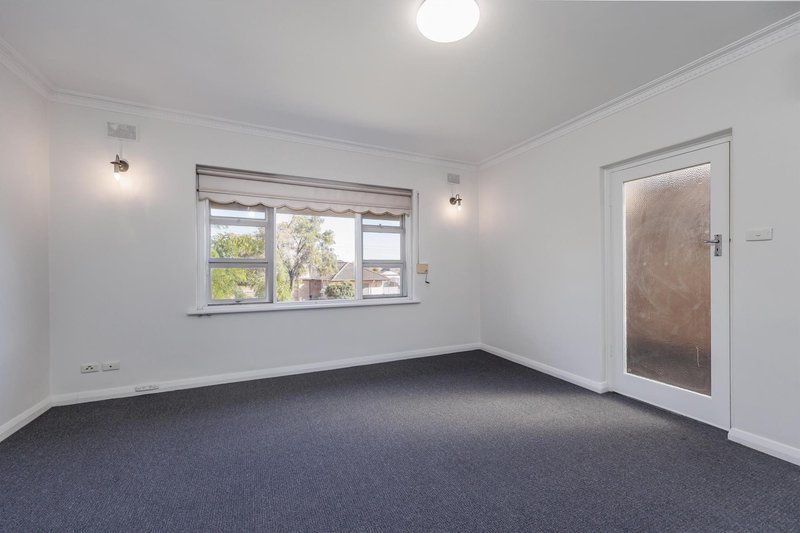 Photo - 2/30 Riverway , Fulham Gardens SA 5024 - Image 4