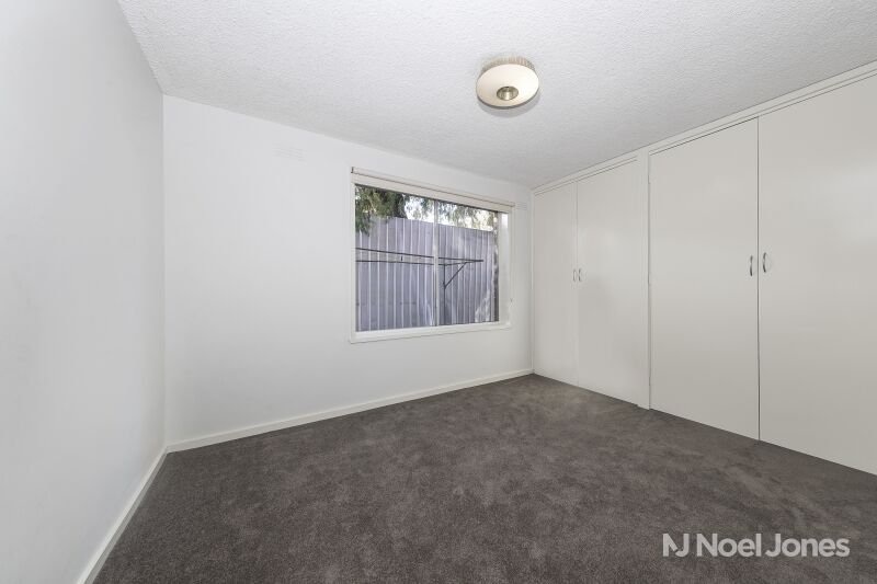 Photo - 2/30 Sandown Road, Ascot Vale VIC 3032 - Image 9