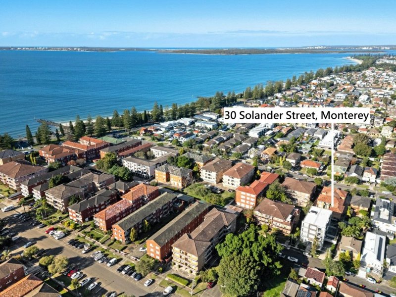 Photo - 2/30 Solander Street, Monterey NSW 2217 - Image 5