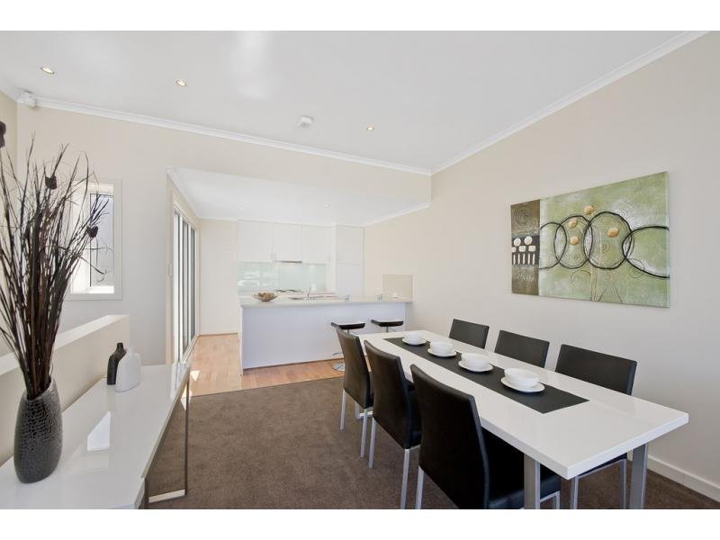 2/30 St Helena Place, Adelaide SA 5000