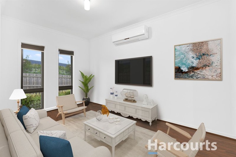 Photo - 2/30 Stonehaven Avenue, Boronia VIC 3155 - Image 2