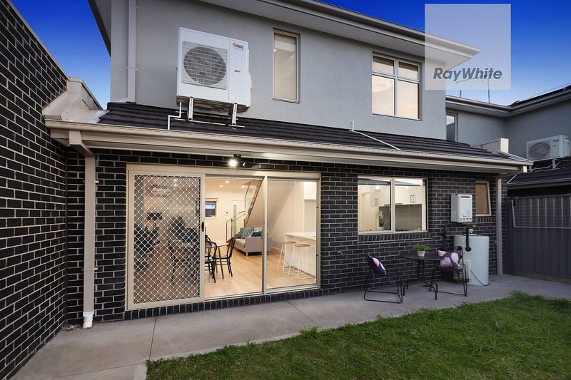 Photo - 2/30 Waratah Avenue, Tullamarine VIC 3043 - Image 19