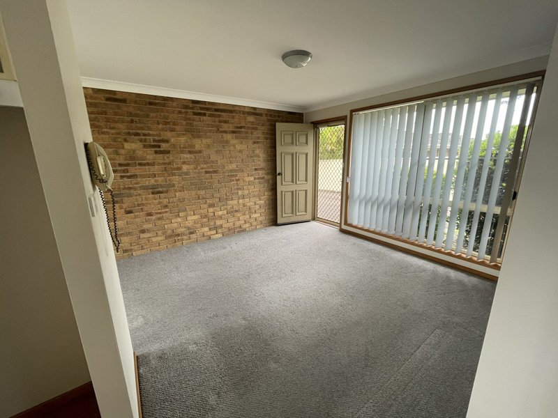 Photo - 2/30 Waterman Street, Old Bar NSW 2430 - Image 4