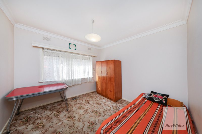 Photo - 230 West Street, Glenroy VIC 3046 - Image 16