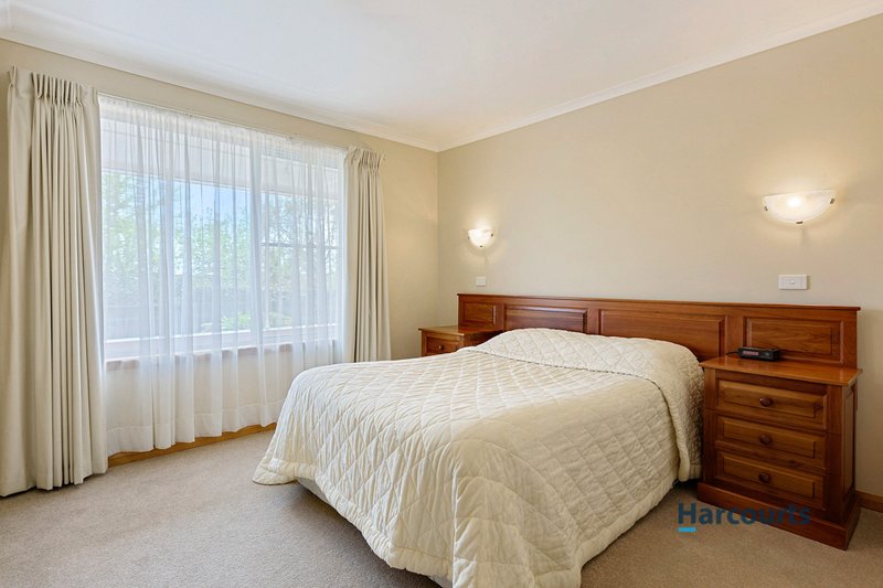 Photo - 2/30 Wilson Place, Ulverstone TAS 7315 - Image 9