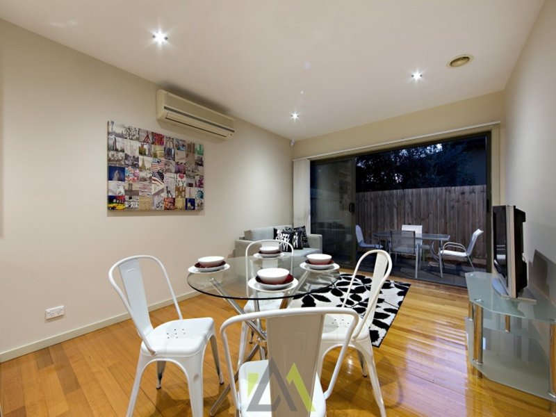 Photo - 2/30 Yuille Street, Frankston VIC 3199 - Image 5