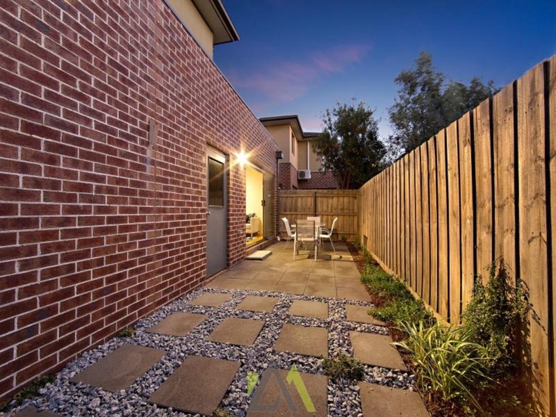 Photo - 2/30 Yuille Street, Frankston VIC 3199 - Image 19