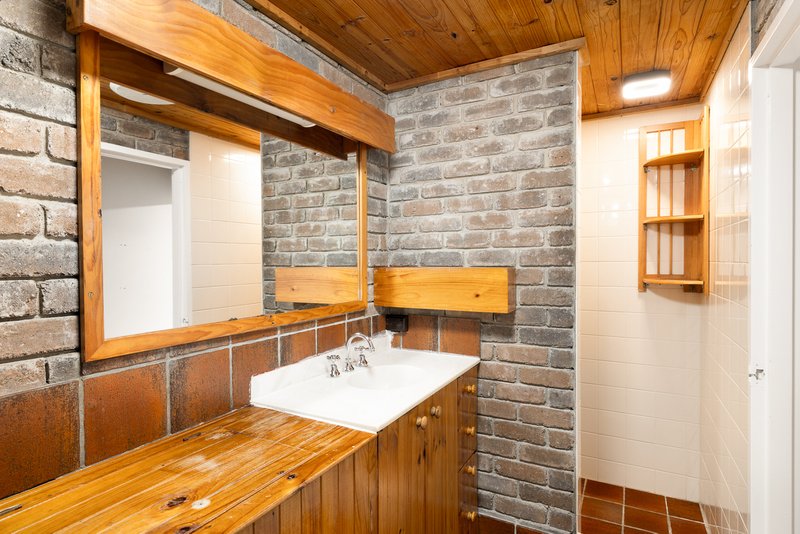 Photo - 2/300 Lutwyche Road, Windsor QLD 4030 - Image 3