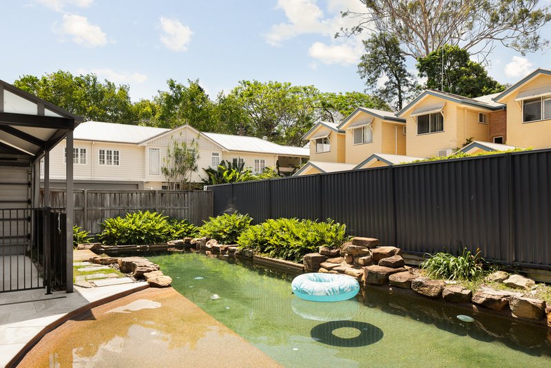 Photo - 2/300 Lutwyche Road, Windsor QLD 4030 - Image 5