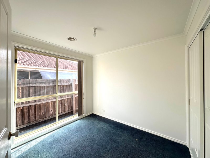 Photo - 2/300 Victoria Street, Altona Meadows VIC 3028 - Image 7