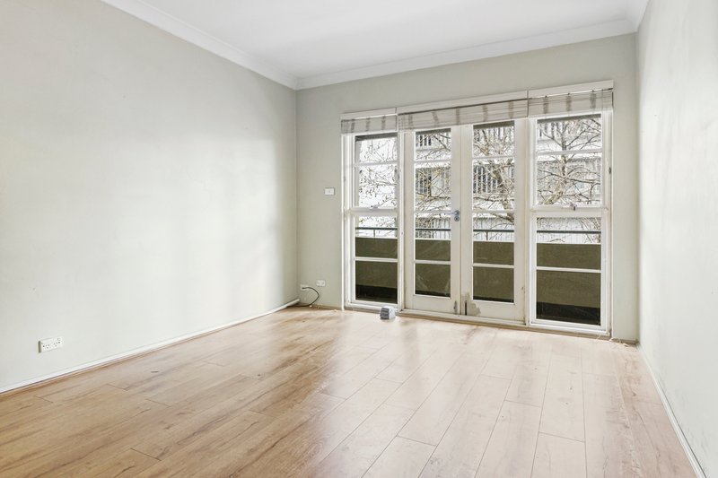Photo - 2/300 Victoria Street ( Entrance From Nimrod St ) , Darlinghurst NSW 2010 - Image 3
