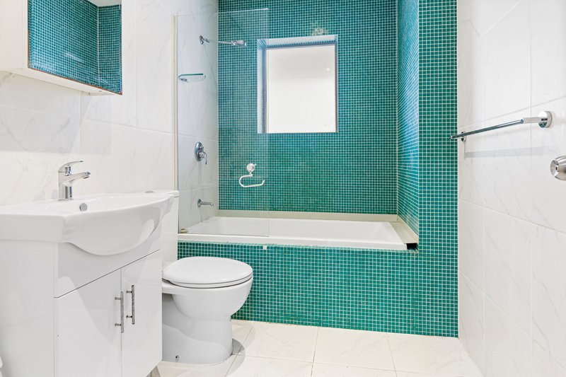 Photo - 2/300 Victoria Street ( Entrance From Nimrod St ) , Darlinghurst NSW 2010 - Image 5