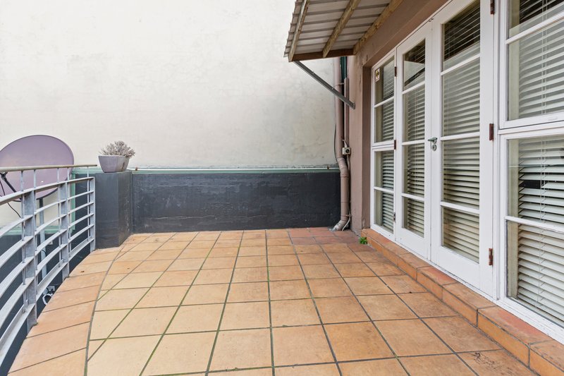 Photo - 2/300 Victoria Street ( Entrance From Nimrod St ) , Darlinghurst NSW 2010 - Image 6