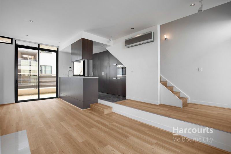 230/117 Studio Lane, Docklands VIC 3008