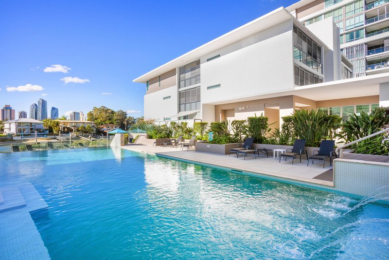 Photo - 2301/33 T E Peters Drive 'Freshwater Point' , Broadbeach Waters QLD 4218 - Image 10