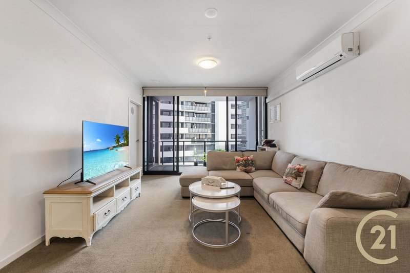 Photo - 2301/420 Macquarie Street, Liverpool NSW 2170 - Image 6