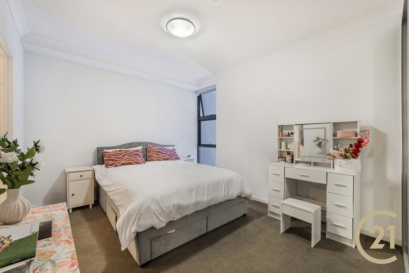 Photo - 2301/420 Macquarie Street, Liverpool NSW 2170 - Image 7