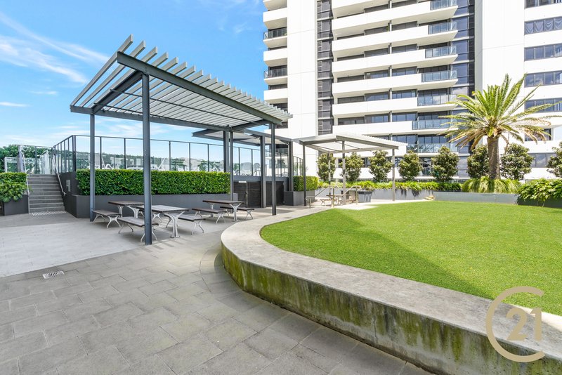 Photo - 2301/420 Macquarie Street, Liverpool NSW 2170 - Image 13