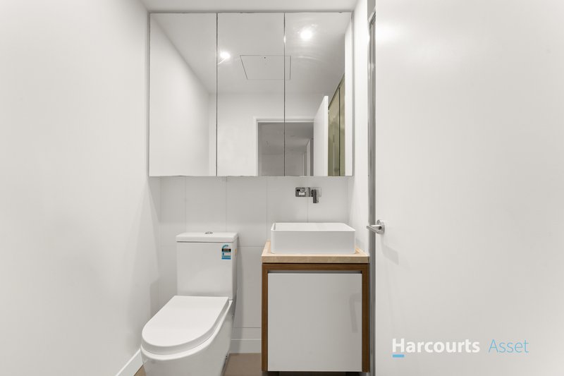 Photo - 2302/179 Alfred Street, Fortitude Valley QLD 4006 - Image 5