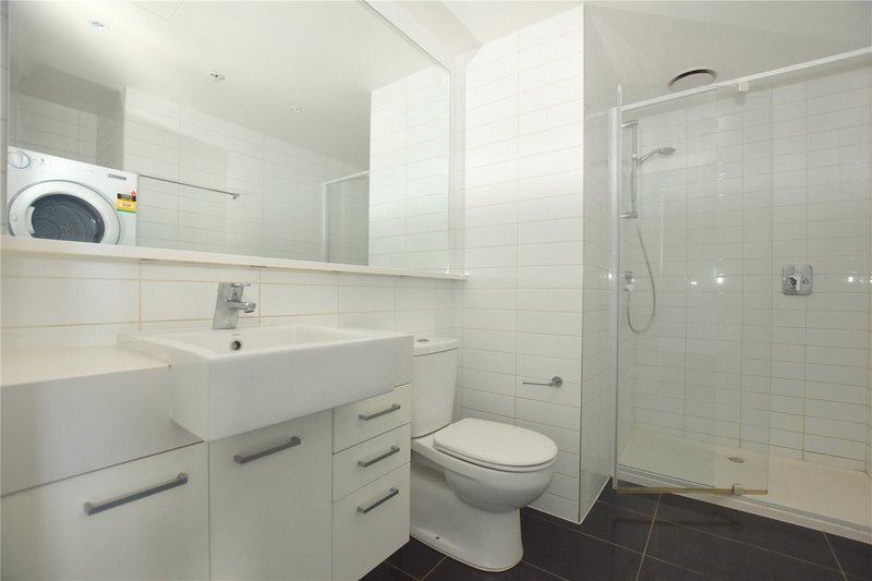 Photo - 2302/241 City Road, Southbank VIC 3006 - Image 5