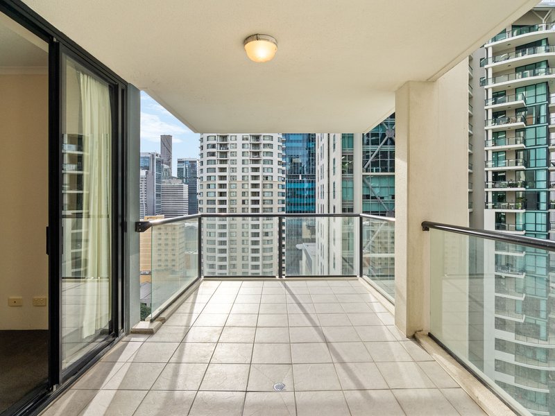 Photo - 2302/79 Albert Street, Brisbane City QLD 4000 - Image 7
