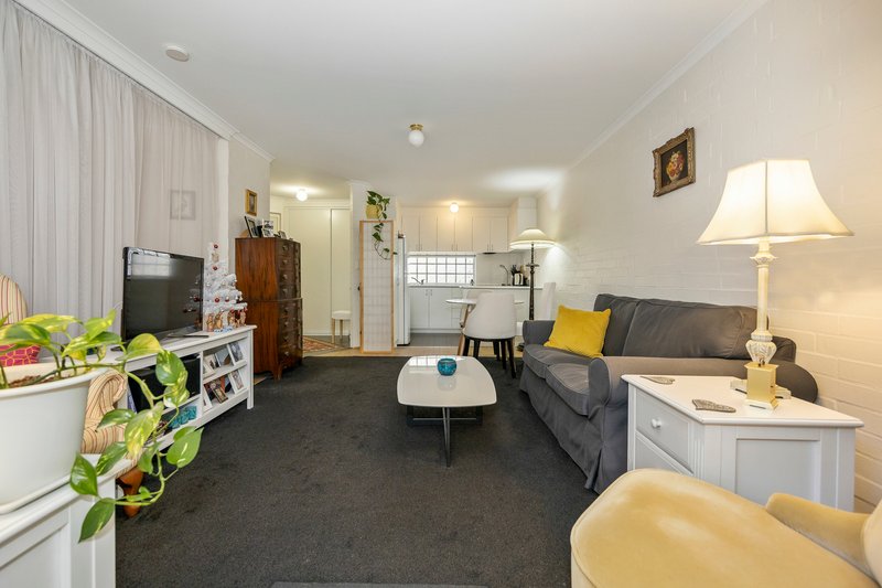 Photo - 2/303 Cambridge Street, Wembley WA 6014 - Image 5