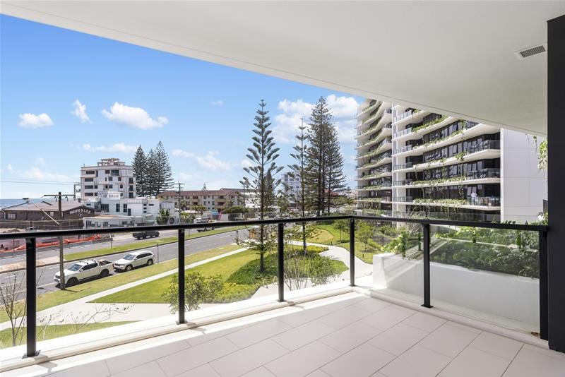 Photo - 2303/1328 Gold Coast Highway, Palm Beach QLD 4221 - Image 17