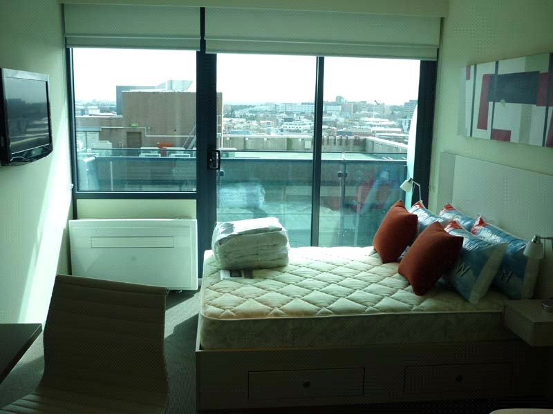 Photo - 2303/181 Abeckett Street, Melbourne VIC 3000 - Image 2