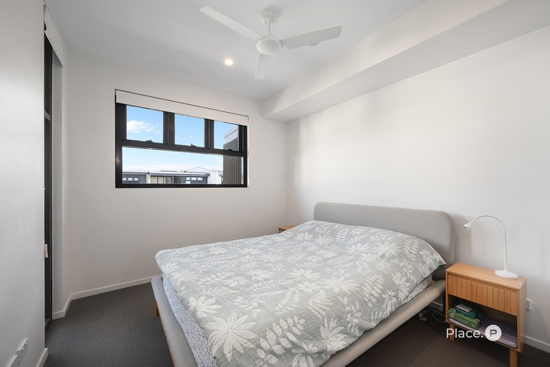 Photo - 2303/30 Johnston Street, Bulimba QLD 4171 - Image 11