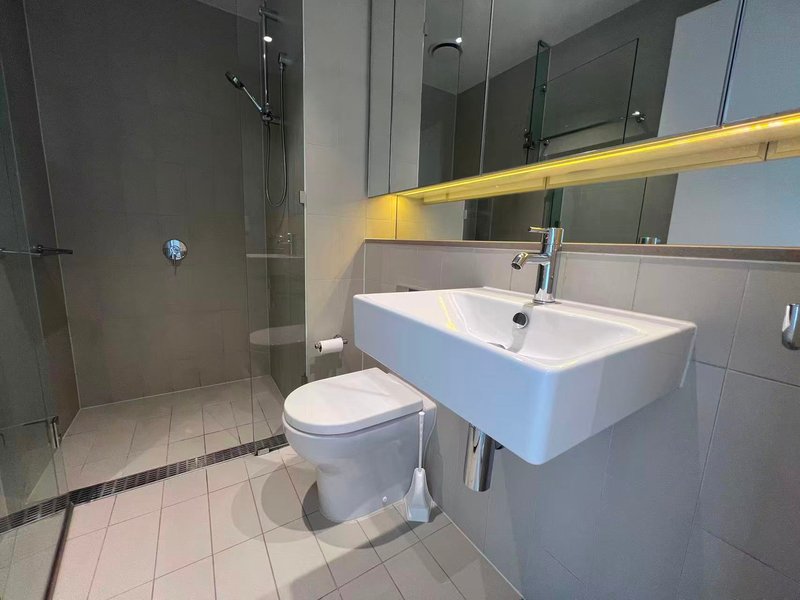 Photo - 2303n/883 Collins Street, Docklands VIC 3008 - Image 9