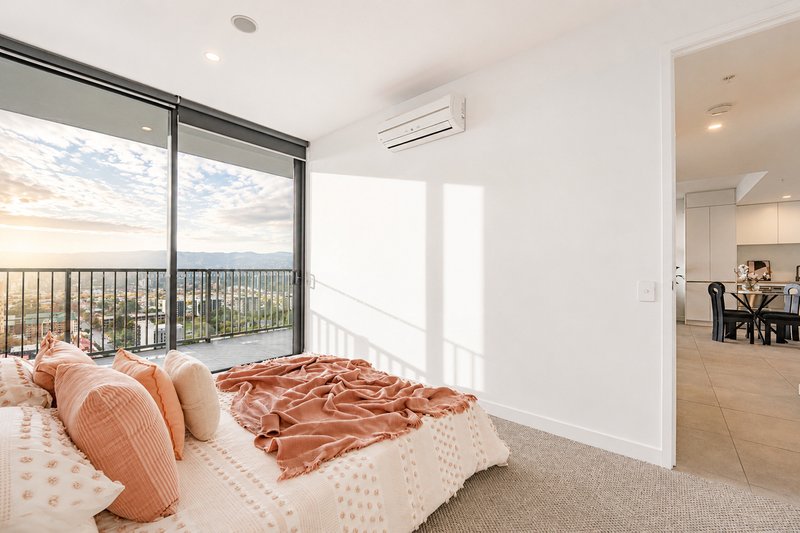 Photo - 2304/17 Penny Place, Adelaide SA 5000 - Image 12