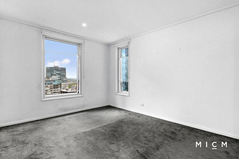 Photo - 2305/163 City Road, Southbank VIC 3006 - Image 6