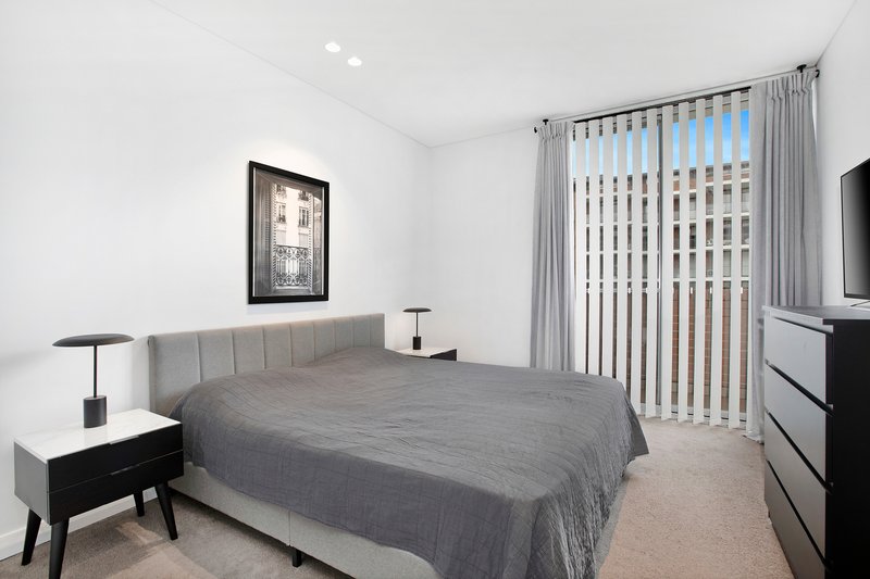 Photo - 2305/43 Wilson Street, Botany NSW 2019 - Image 4
