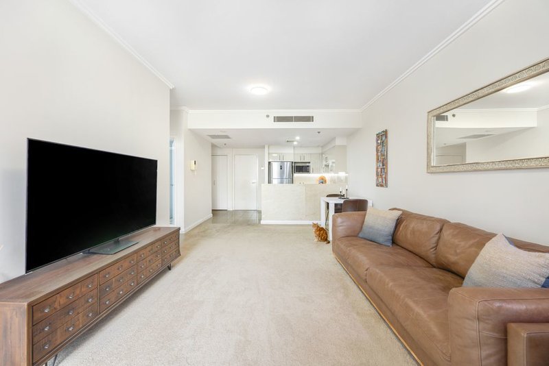 Photo - 2309/91 Liverpool Street, Sydney NSW 2000 - Image 2