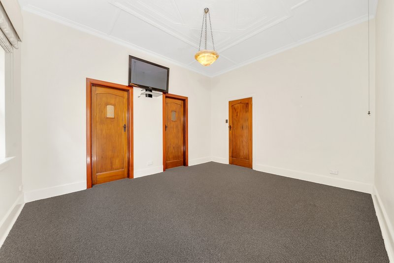 Photo - 2/30A Prospect Hill Road, Camberwell VIC 3124 - Image 14