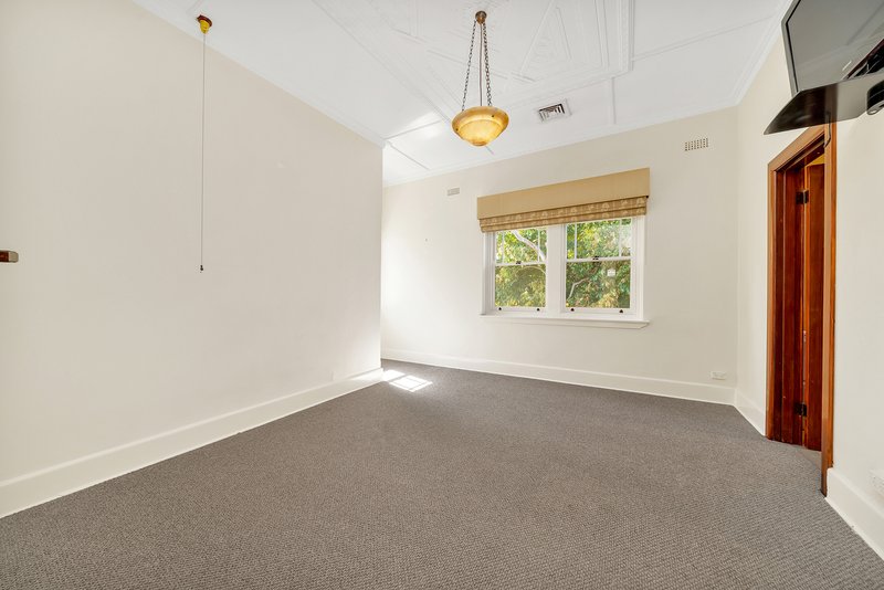 Photo - 2/30A Prospect Hill Road, Camberwell VIC 3124 - Image 15