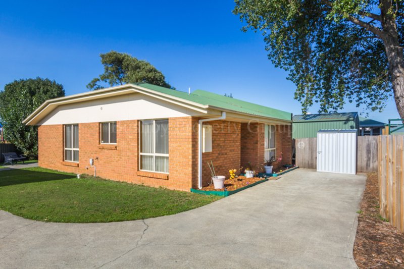 2/30b Hargrave Crescent, Mayfield TAS 7248