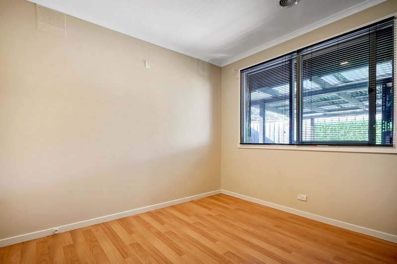 Photo - 2/31-33 Ardgower Road, Noble Park VIC 3174 - Image 9