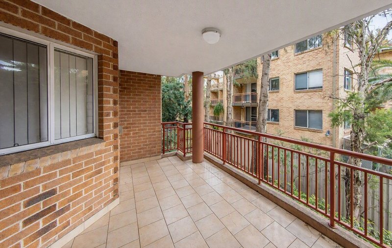Photo - 2/31-33 Moss Place, Westmead NSW 2145 - Image 8