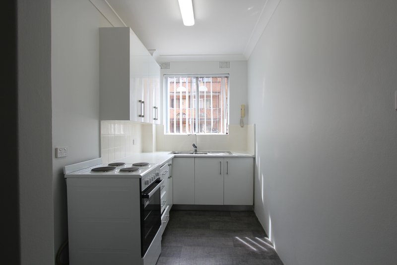 Photo - 2/31-33 Nagle Street, Liverpool NSW 2170 - Image 2