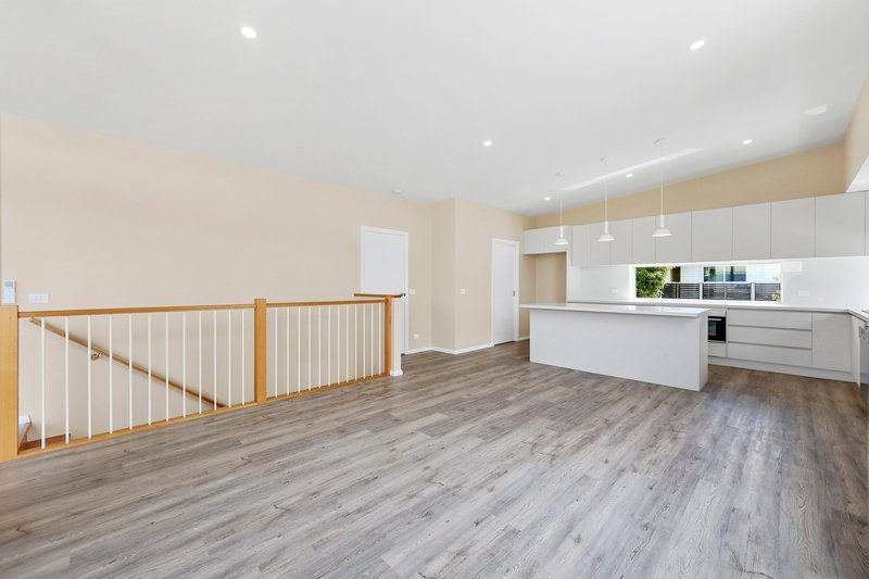 Photo - 2/31 Abeckett Street, Inverloch VIC 3996 - Image 10