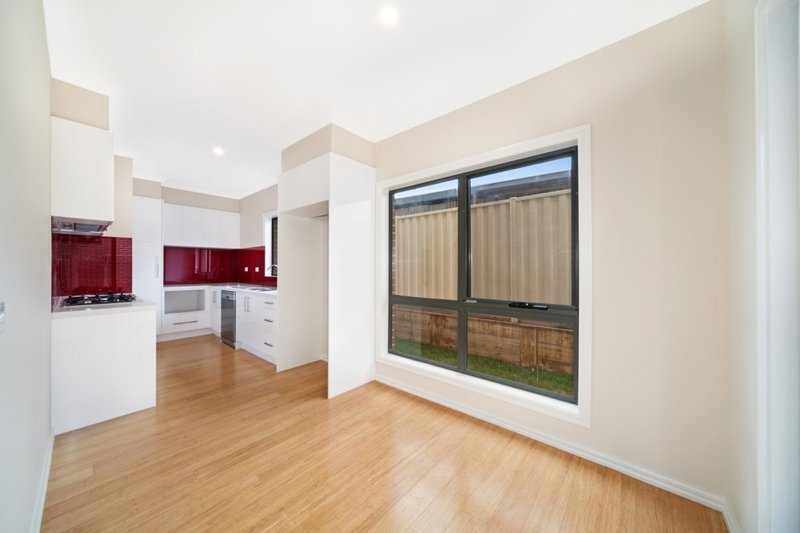 Photo - 2/31 Amiel Street, Springvale VIC 3171 - Image 11