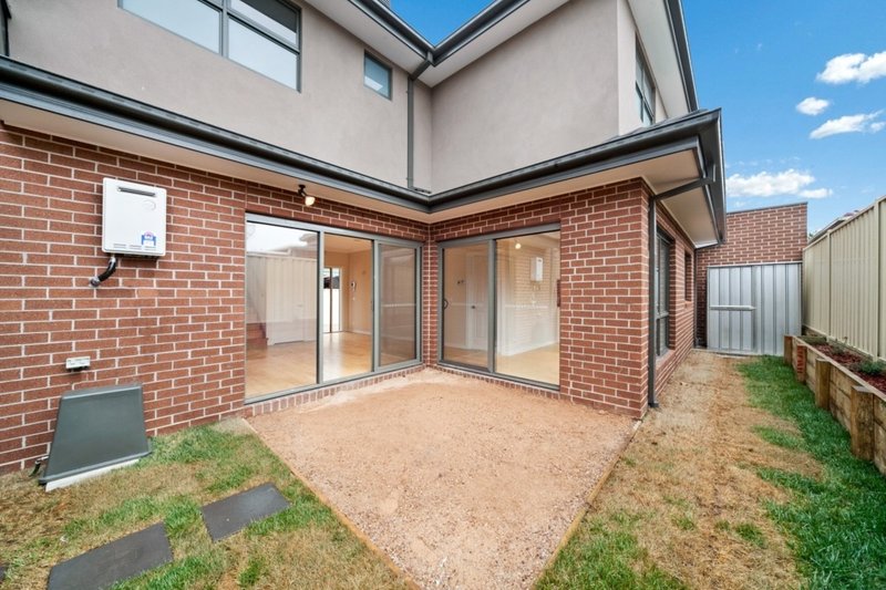 Photo - 2/31 Amiel Street, Springvale VIC 3171 - Image 12