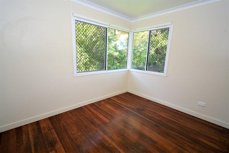 Photo - 231 Appleby Road, Stafford Heights QLD 4053 - Image 6