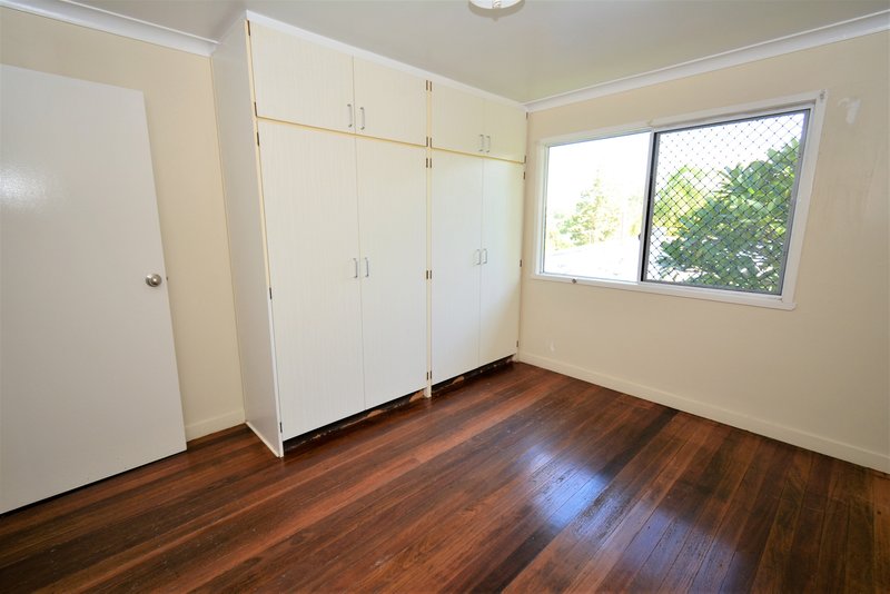 Photo - 231 Appleby Road, Stafford Heights QLD 4053 - Image 4